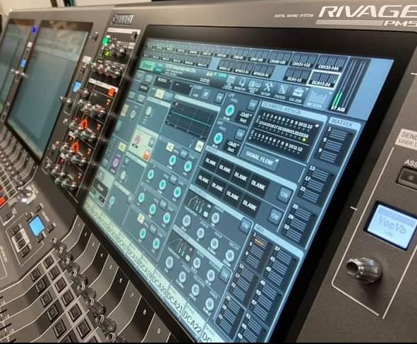 デジタルPA Meyer Sound tweet media