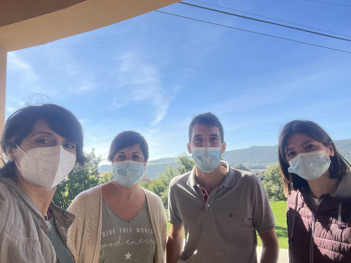 albalos21's tweet photo. Avui a al Berguedà boletaires, natura i feina multinivell amb ajuntament #Capolat, @ccbergueda i @diba per avançar en la millora de l’administració digital i la transparència 👌🏼 La col.laboració entre administracions públiques element fonamental de la transformació #SeTIBA 🚌🚀 https://t.co/nUUlEfSTP1