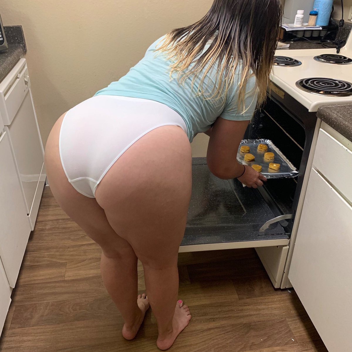 1 Rt = 1 Nude 😍
1 Follow = 1 Video ♥️