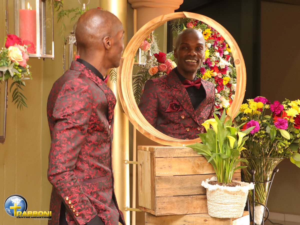 IAmLesegoDaniel's tweet photo. #MirrorPrinciple [EXPRESSING THE IMAGE OF HIS PERSON] #PerfectReflection
Now that perfection has come, we see the reality. It is a face-to-face situation because no one knows the Father save the Son and no one knows the Son save the Father.
#MediatorialAgentOfDivineJudgement https://t.co/Nin32xDUE7