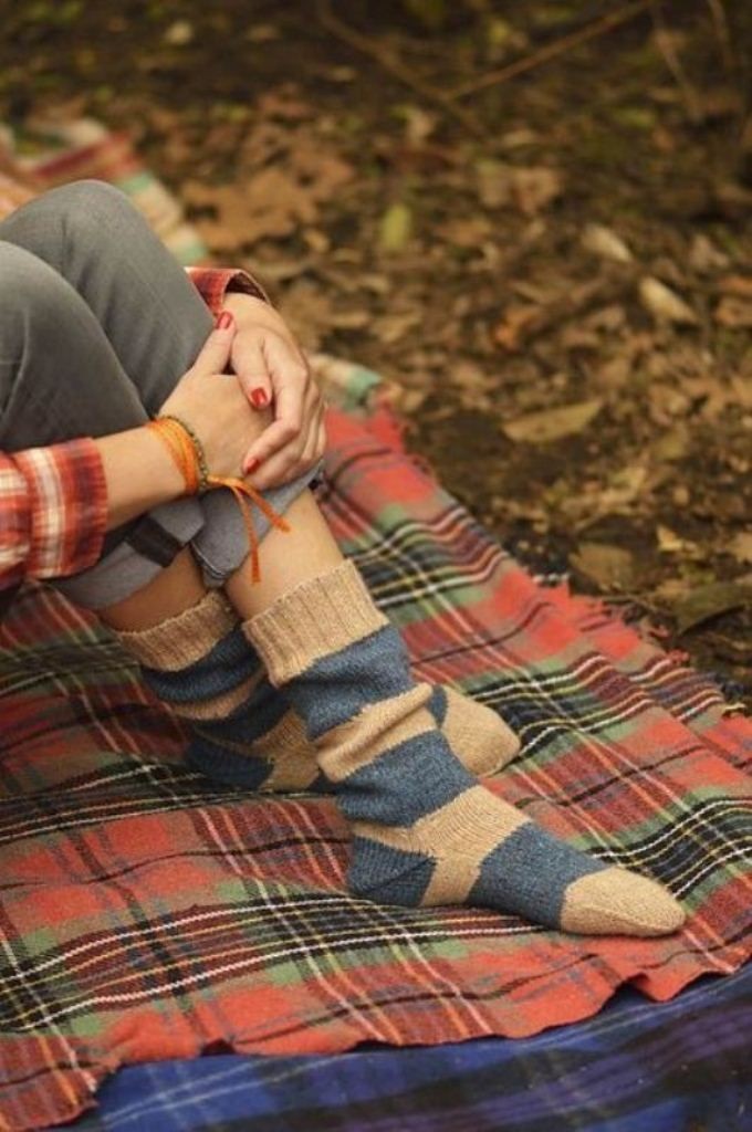 당신에겐
평범한 것들이

남들에겐
특별한건지 모릅니다

늘 감사하며 사세요

당신에겐
당연한 일들이

누군가에겐
간절한건지 모릅니다

늘 기뻐하며 사세요

당신에겐
하찮은 삶들이

다른 사람에겐
절실한 삶인지 모릅니다

늘 행복해하며 사세요

이세상엔
나보다 힘든 사람들이 많아요.🖊