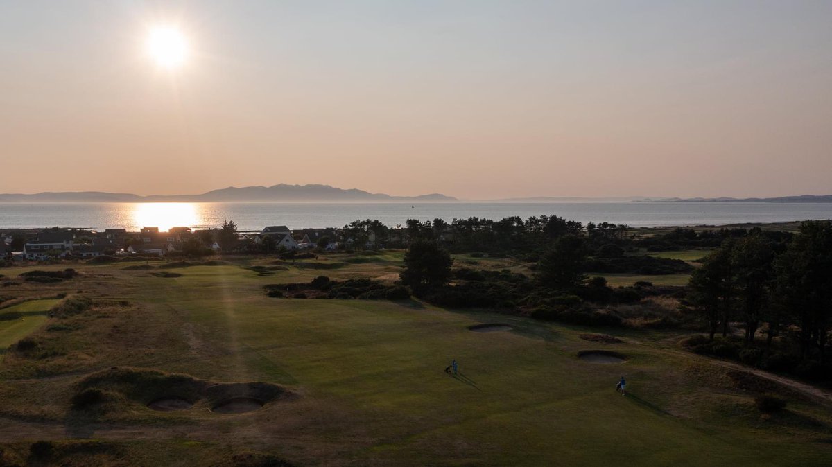 Barassie Links tweet media