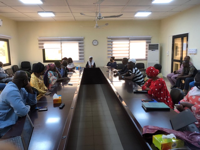Aujourd’hui c’est la prise de pouvoir par les filles à #Oxfam au #Mali! En collaboration avec <a href="/PlanIntl_Mali/">Plan International MALI</a>, <a href="/OxfamMali/">Oxfam au Mali</a> reçoit ce matin <a href="/Dedeou_Gass/">Dedeou Gassamba</a> de l'<a href="/APJECML/">APJEC</a> aux fonctions de Directrice pays pendant une journée.
#JournéeInternationaleDeLaFille
#TakeOvers #PlanInternational