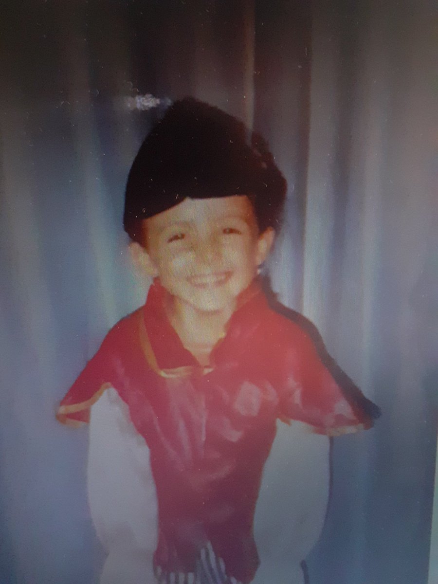 berkgers's tweet image. C&apos;est quoi une identité de genre ?
Enfant, je me déguisais en pirate, en Robin des bois, en Batman, et il fallait pas me parler de robe ou de rose. Ça veut dire quoi sur mon identité de genre?
Si mes parents avaient été woke, m&apos;appellerais-je aujourd&apos;hui Patrick ?