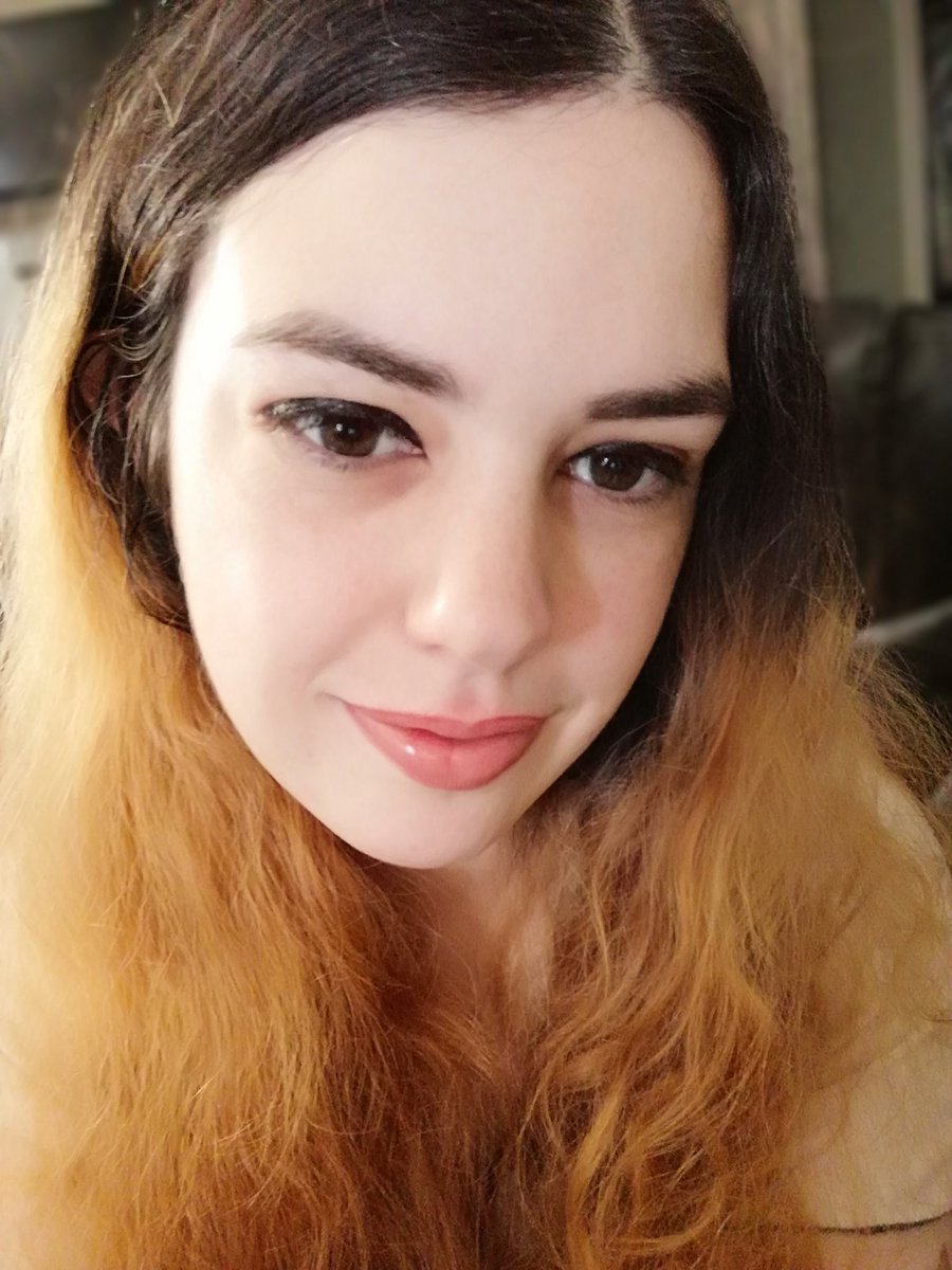 Come hang out with me and my big ol Halloween hair playing #overwatch. Maybe clicking heads no promises. Twitch.tv/emmarogue