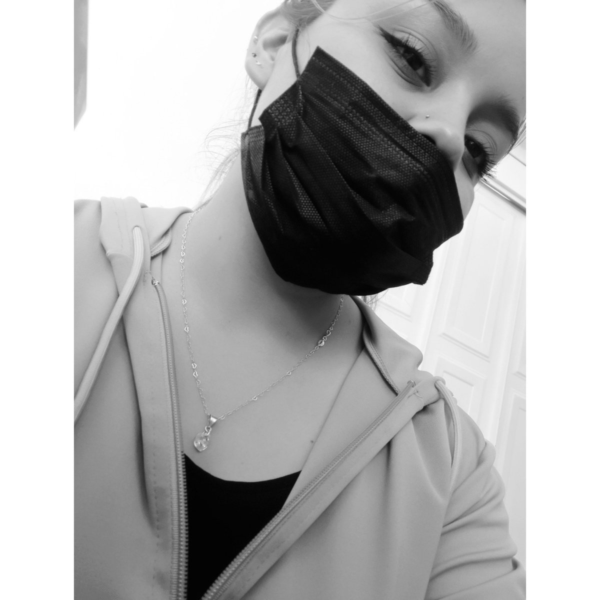 HaylinRu's tweet photo. Sonríe, a veces el destino tiene ganas de jugar...🎶 https://t.co/469VKeJmGW