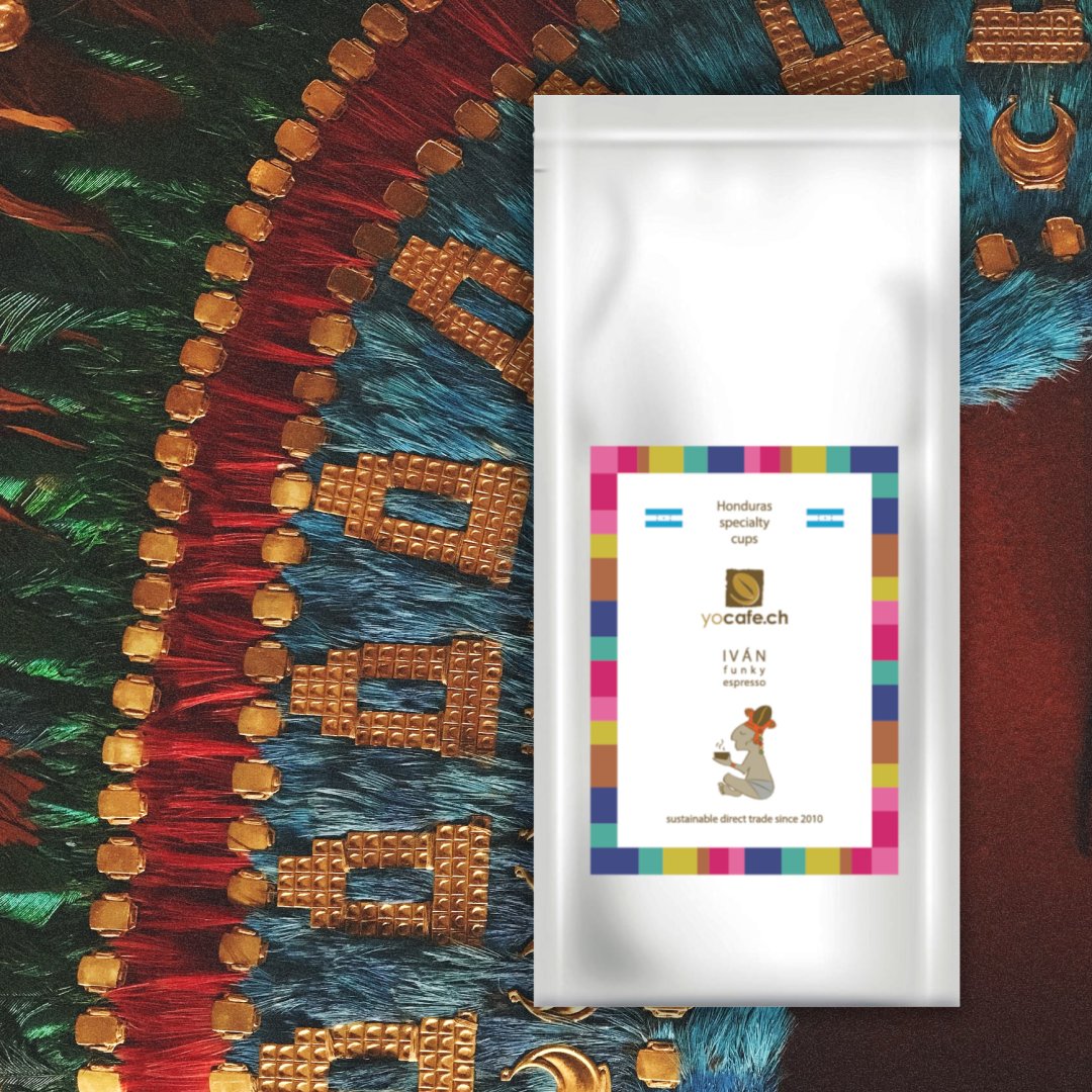 CoffeeRace's tweet photo. Our #coffeeofthemonth is the new Iván Funky Espresso from https://t.co/S5RY7cW871 ✨☕✨ 
This coffee is perfect for espresso and cappuccino with its light and fruity taste of red berries. Try it now! Order it from our CoffeeRace app and use the code OCT_YOCAFE for a 10% discount https://t.co/zjlYQOPvZF