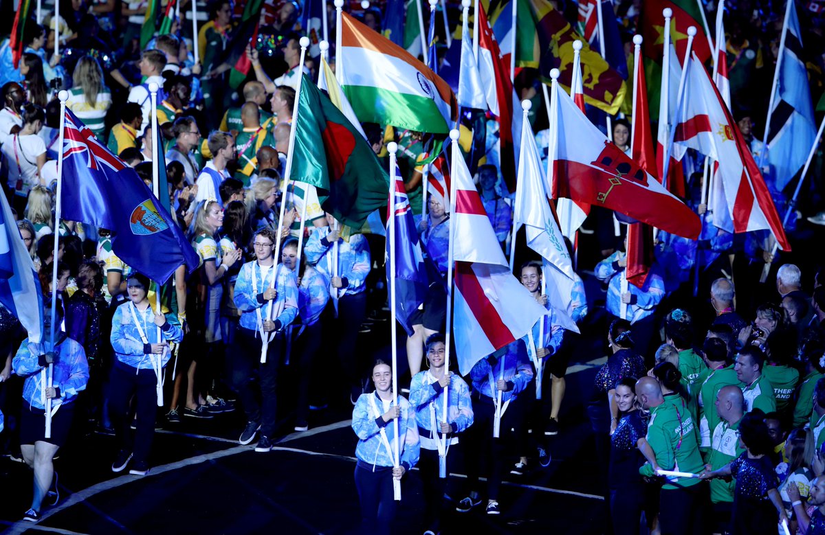 “Every four years these Games bring the spirit of our Commonwealth alive... So I call sportsmen and women from all countries and territories of the Commonwealth to come together in four years’ time in Birmingham, England'

The Earl of Wessex at the @GC2018 Closing Ceremony.
