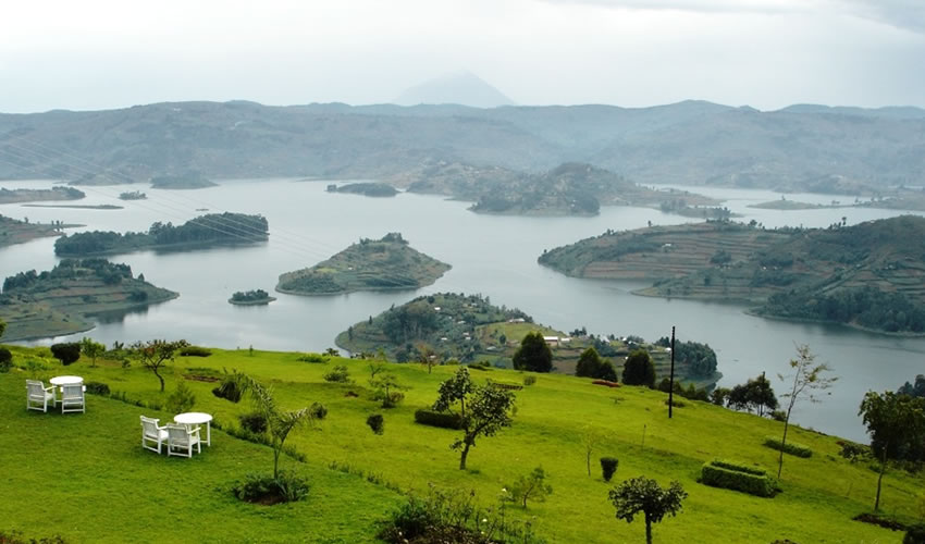 amos_etyak's tweet photo. #Uganda@59

#Lake Bunyonyi

#VisitUganda 
#VisitKabale 

@Drewbinsky , @wekesa_amos , @SteveHarveyFM , @UNDPClimate , @WorldTourism. https://t.co/7ExupVlL8f