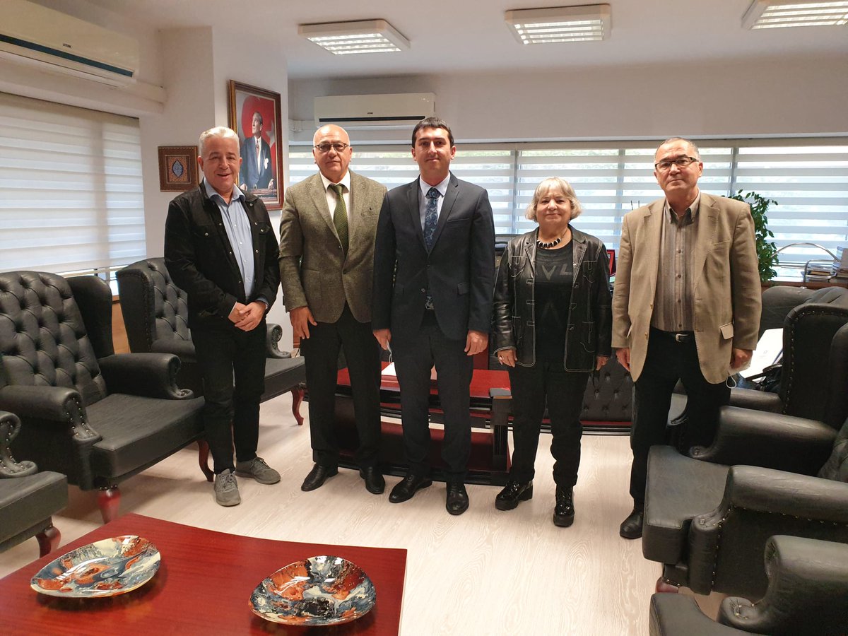 TMMOB1954's tweet photo. TMMOB Yürütme Kurulu Üyesi Hüsnü Meydan ile Bilirkişilik Çalışma Grubu üyeleri Leman Ardoğan, Mutlu Payaslı ve A. Uğur Gönülalan 7 Ekim 2021 tarihinde Adalet Bakanlığı Hukuk işleri Genel Müdürlüğü Bilirkişilik Dairesini ziyaret ederek Daire Başkanı İzzet Başara ile görüştü. https://t.co/Rvt6YiqPzW