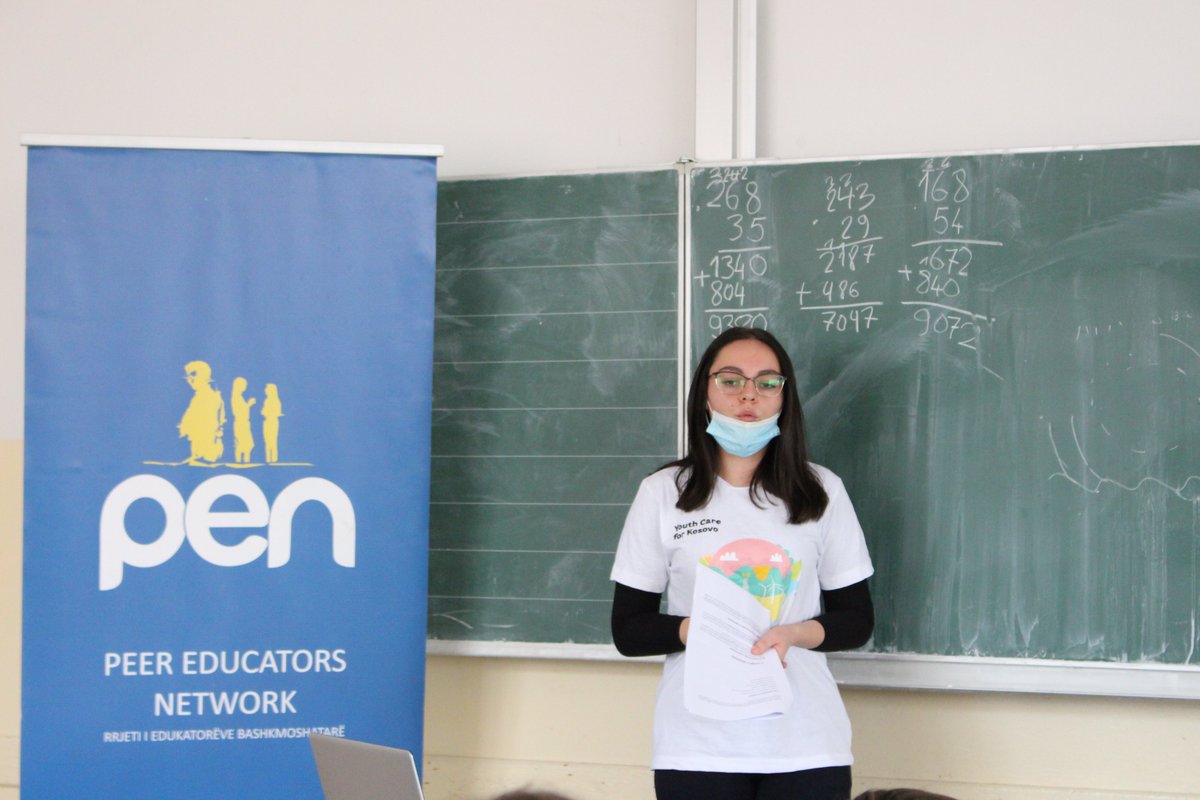 NGO_PEN's tweet photo. 🍀 Today's lecture regarding environmental issues awareness 📣 at the "Ibrahim Rugova" primary school in Obiliq within "Youth Care for Kosovo" project! 🌍
#CommunityDevelopmentFund | #HumanRightivism
@SwedeninKosovo https://t.co/dBN4ZwuuYJ
