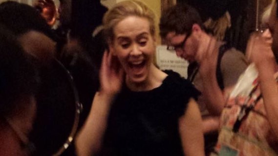 PAULSONLEG4CY's tweet photo. i would sell my soul for one party night with sarah paulson, just saying https://t.co/jiNshjov6o