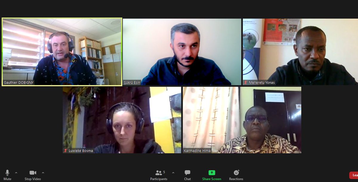 sukruesin's tweet photo. Discussing with rodent experts on #EBRM actions set up in Niger. Soon we will carry out several EBRM techniques in #Niamey. Rat problem is neglected and it's causing huge harvest loss there. We will carry out several EBRM techniques in #Niamey. @TheWaterChannel  @Tika_Turkey https://t.co/WhnPee2aE5