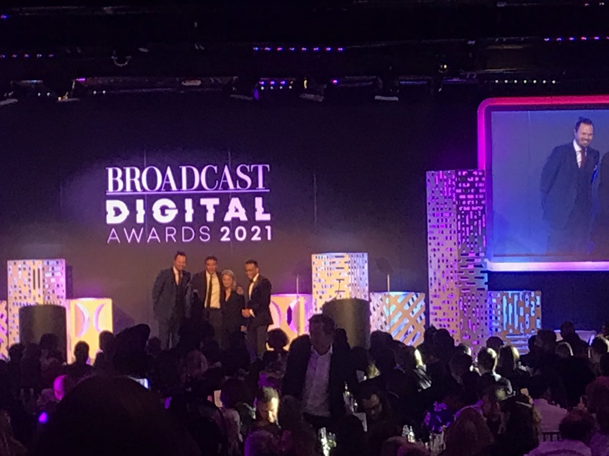 Bump representing Miss Guided Films last night at the <a href="/BroadcastAwards/">Broadcast Awards</a> #BroadcastDigi it was a pleasure to judge “best doc” category! Congrats to Xavier Alford  <a href="/mandyelizchang/">mandy chang</a> <a href="/PoppyGoodheart/">Poppy Goodheart</a>      “locked in: breaking the silence” - a brilliant moving film ! #bbcfour #bestdoc