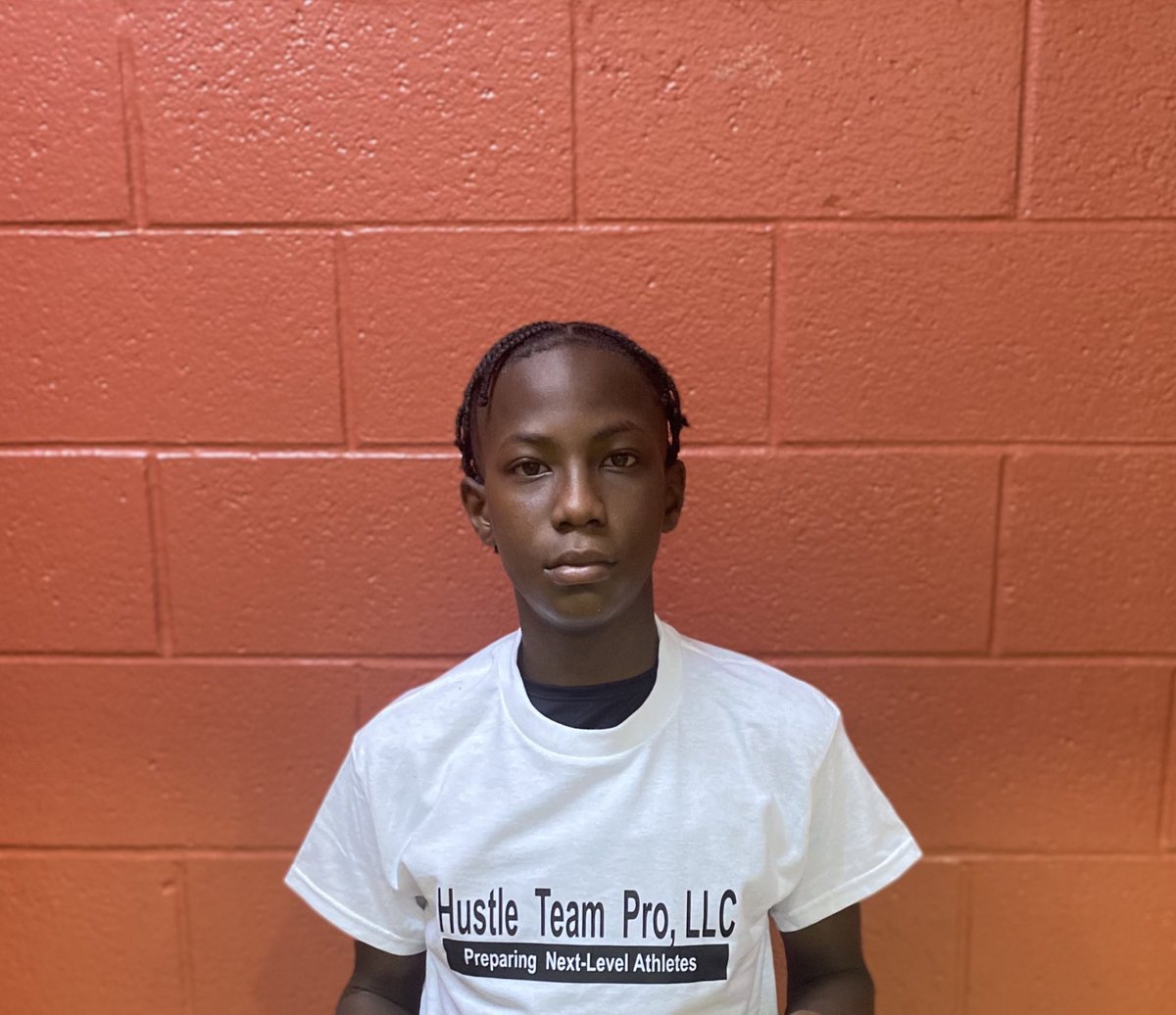 HTPro10's tweet image. #16 Kobe Sims ‘27 of Leavelle McCampbell MS is a very crafty guard that can attack basket.  He has a nice mid range game  and is a consistent spot up shooter. 
HTPro’s #WhoGotNext MS Showcase