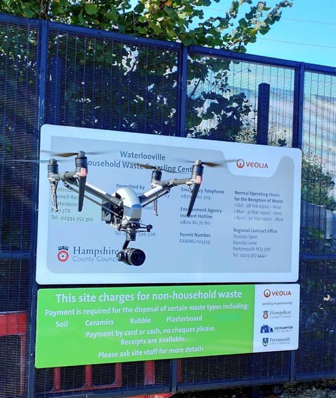 ukfiretrain's tweet photo. It was a great morning yesterday down on the sunny south coast filming tailored training course content for Veolia using drones.

This is the length we will go to for our clients to ensue tailored content is engaging and fit for purpose.

#highcompliance #firesafety #veolia https://t.co/EU8VMluQgh