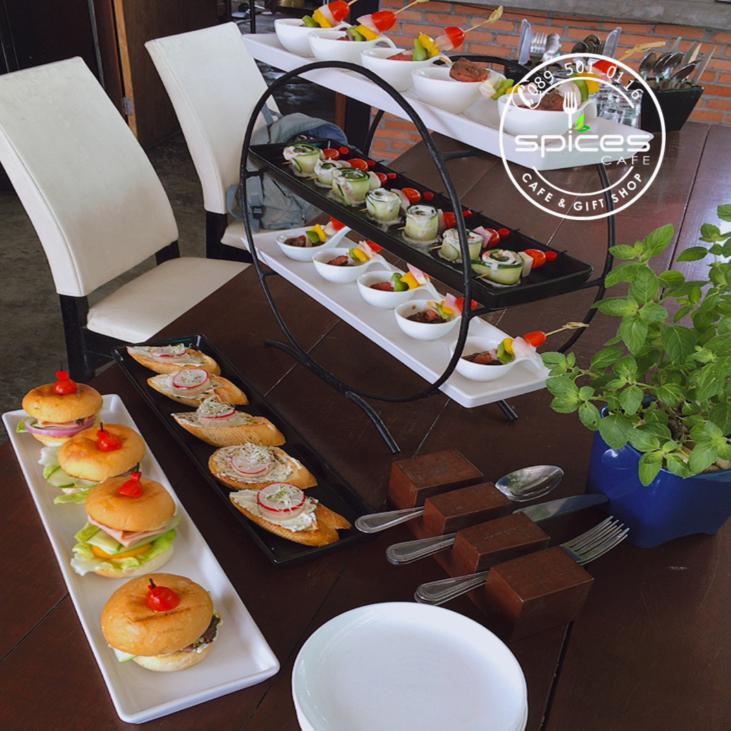 CafeSamui's tweet image. Do you have an event coming up? Planning a holiday party maybe? ⁣⁣⁣⁣
⁣⁣⁣
We do catering at Samui, we can ensure your event is one to be remembered!
For inquiries : 089 501 0116
#SpicesCafe #Samui #Canapes #Catering #Events