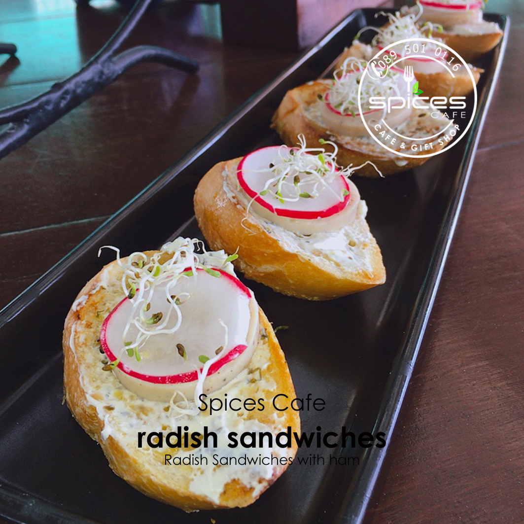 Do you have an event coming up? Planning a holiday party maybe? ⁣⁣⁣⁣
⁣⁣⁣
We do catering at Samui, we can ensure your event is one to be remembered!
For inquiries : 089 501 0116
#SpicesCafe #Samui #Canapes #Catering #Events