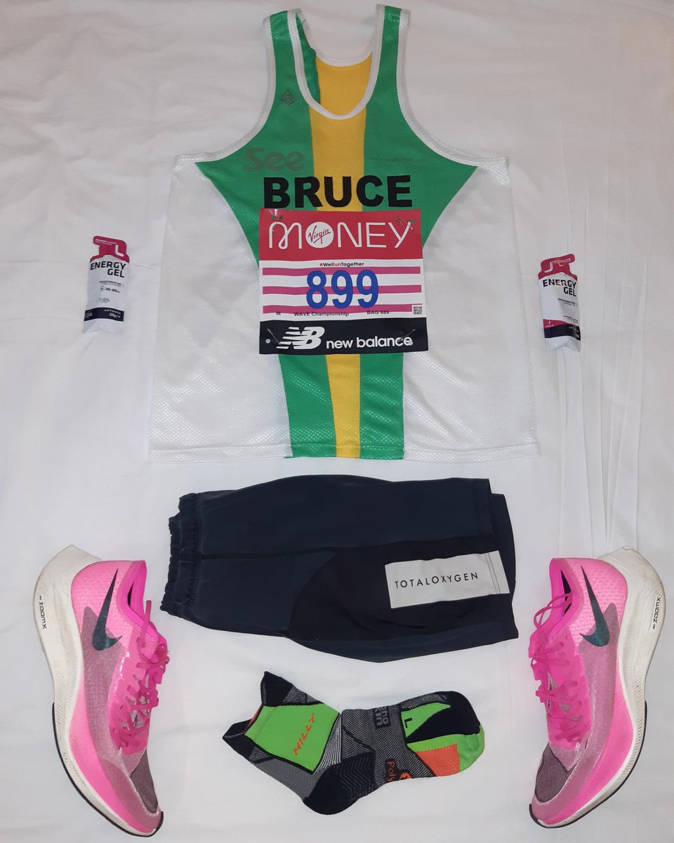 BruceRaeside's tweet photo. Blink once and its over 😵 Already looking forward to 2022!  @LondonMarathon #londonmarathon2021 https://t.co/9nMhPMB0Q8