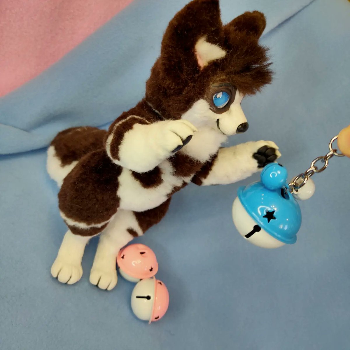 CatKrafi's tweet photo. Remy πππ husky/wolf
Custom poseable artdoll with soft poseable ears! π€© Do you like it? π₯°β¨
-
-
-
#artdoll #polymerclay #customdoll #poseabledoll #poseableartdoll #glasseyes #furryfandom #furryartist #furryart #furry #furrycommission #furrydogs #furrydog #artdolldog https://t.co/eNohfvBfY3