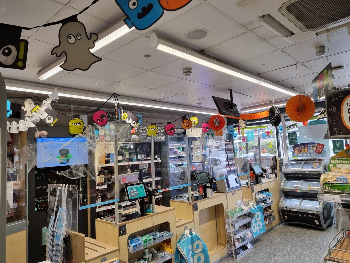 lou_madmax83's tweet photo. Look what me and Lee did 🤣 coop moray way is Halloween ready! #coopradio https://t.co/AVtGbpzwhY
