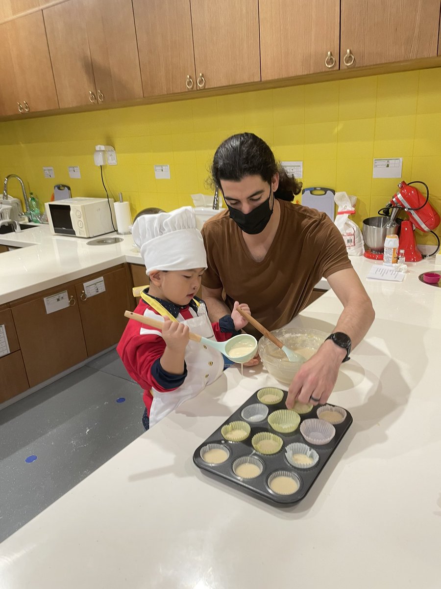 DCollinsISB's tweet photo. The Little Chefsโ Kitchen is open! #EY3 @ISBeijing #learnisb https://t.co/OTSX27qDZc