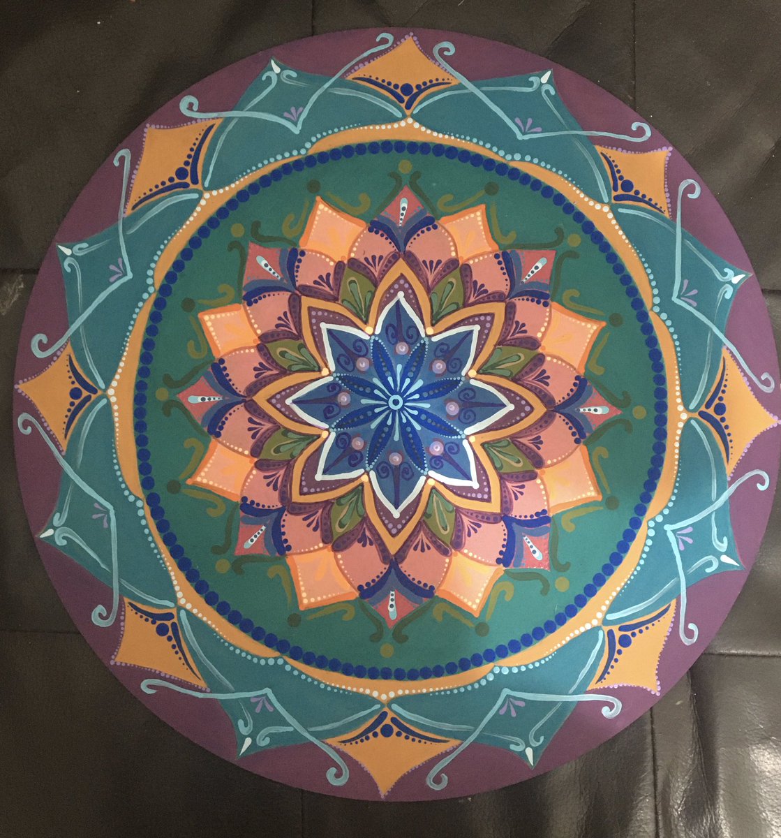 bellem_andreza's tweet photo. Mandala 35 cm..$150,00… https://t.co/7wzmsPsQY0