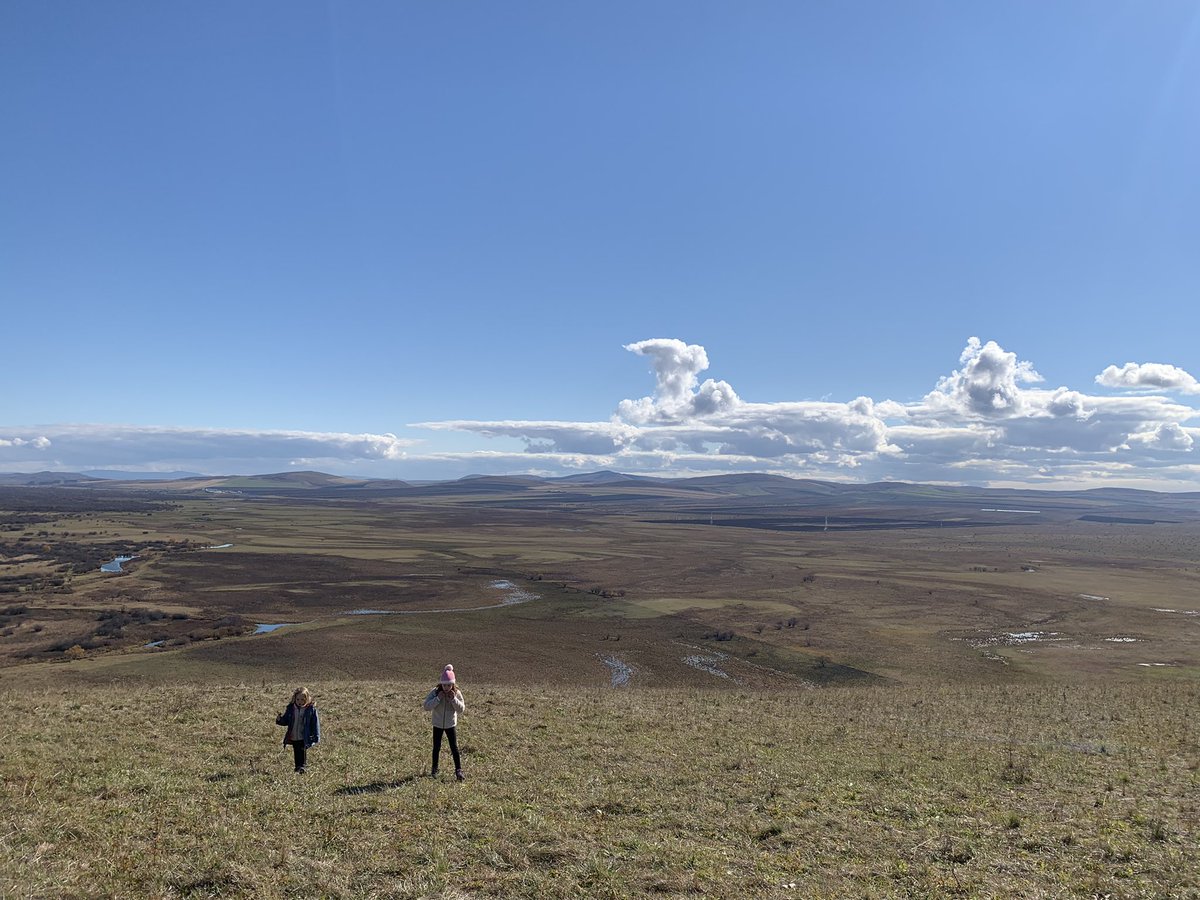 TomBurnBeijing's tweet photo. Enjoying the wide open spaces of Inner Mongolia as autumn turns to winter https://t.co/QUdmc15m8Y
