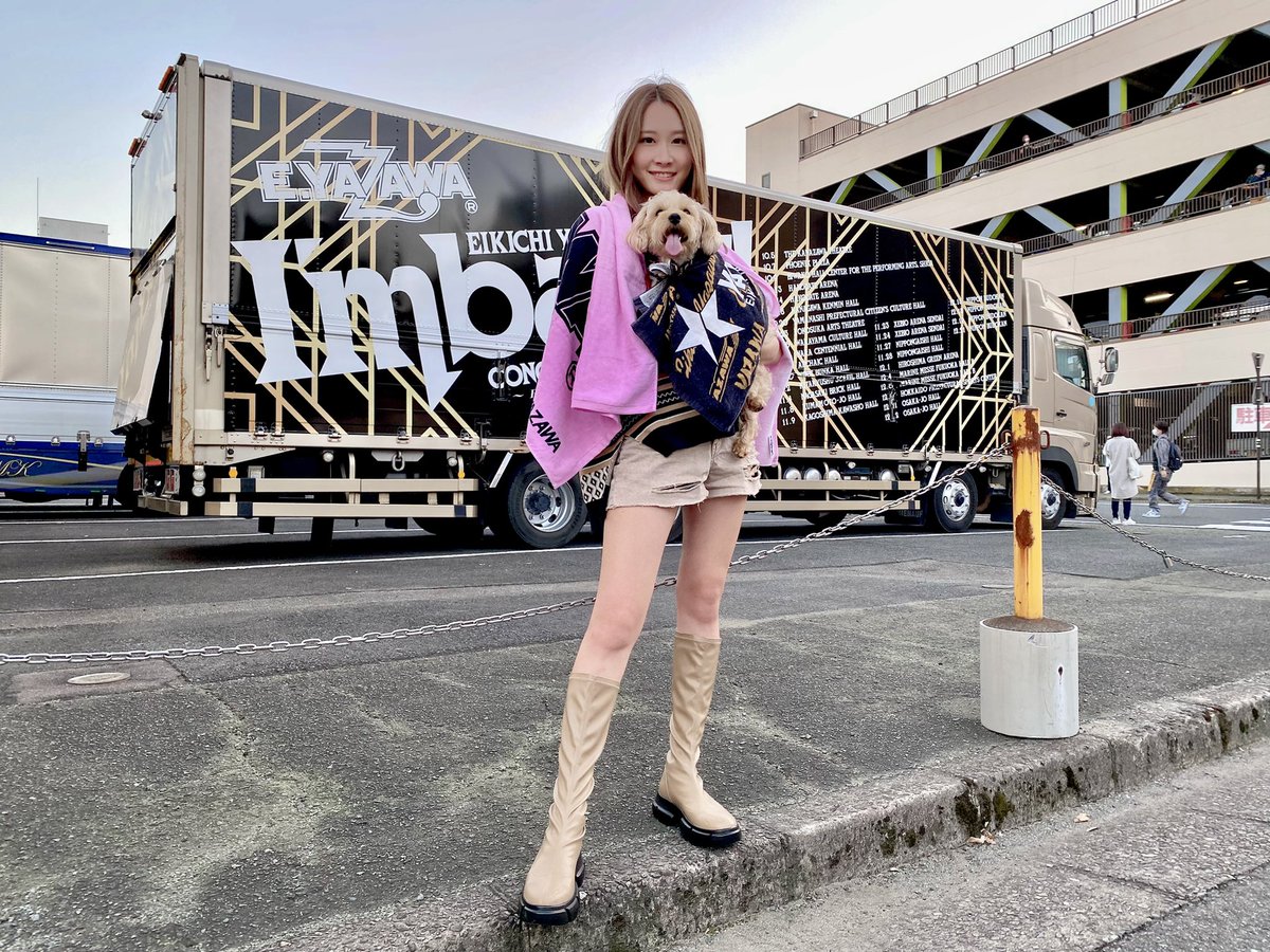 𝐓𝐎𝐍𝐄𝐀𝐘𝐔 Liveに行ける日が来るなんて 神席で5mくらいのところに永ちゃんいた Liveって当たり前じゃないし 本当に尊い ああ Liveやりたい 矢沢永吉 永ちゃん Imback Rockは止まらない 福井 𝐓𝐎𝐍𝐄𝐀𝐘𝐔 Liveに行ける日が来るなんて 神席で5mくらいのところに永ちゃんいた Liveって当たり前じゃないし 本当に尊い ああ Liveやりたい 矢沢永吉 永ちゃん Imback Rockは止まらない 福井