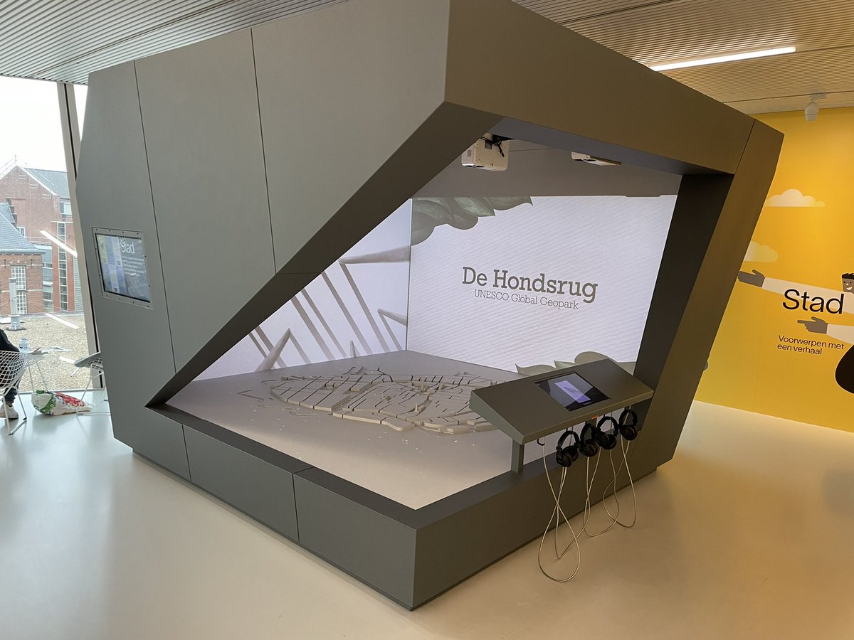 <a href="/Hondsruggeopark/">DeHondsrugGeopark</a> presenteerde haar film over ontstaan van unieke landschap van de Hondsrug, dat zich uitstrekt van Coevorden tot diep in de stad, <a href="/gem_groningen/">Gemeente Groningen</a>. Het is het enige #UNESCO global #geopark in Nederland. Wethouder <a href="/IngeJongman/">Inge Jongman</a> opende de premiere in  <a href="/forum_groningen/">Forum Groningen</a>.