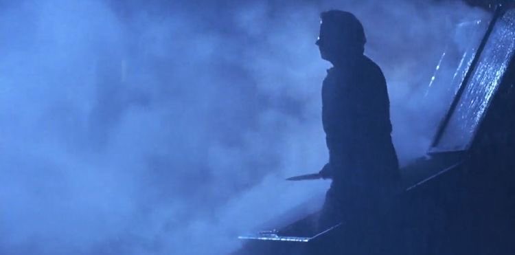 Like and retweet if you love the Halloween movies!! 🧡🎃