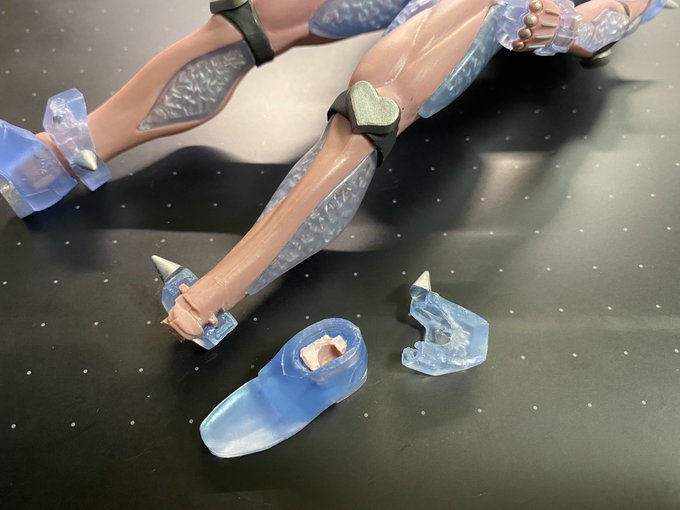 地震の影響でダイヤモンドが砕けました 