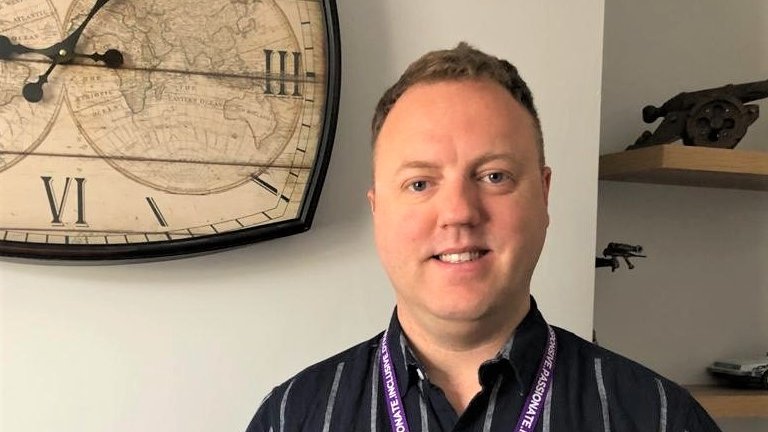 MuirGroupHA's tweet photo. Muir's tenancy sustainment support helps residents access benefits, overcome financial issues, enhance mental wellbeing and much more. 🆘👍
If you're a Muir resident, meet the people who are here to help and see how they can support you here: https://t.co/gy8ZRVsKr6 https://t.co/8a6MjDMfcH