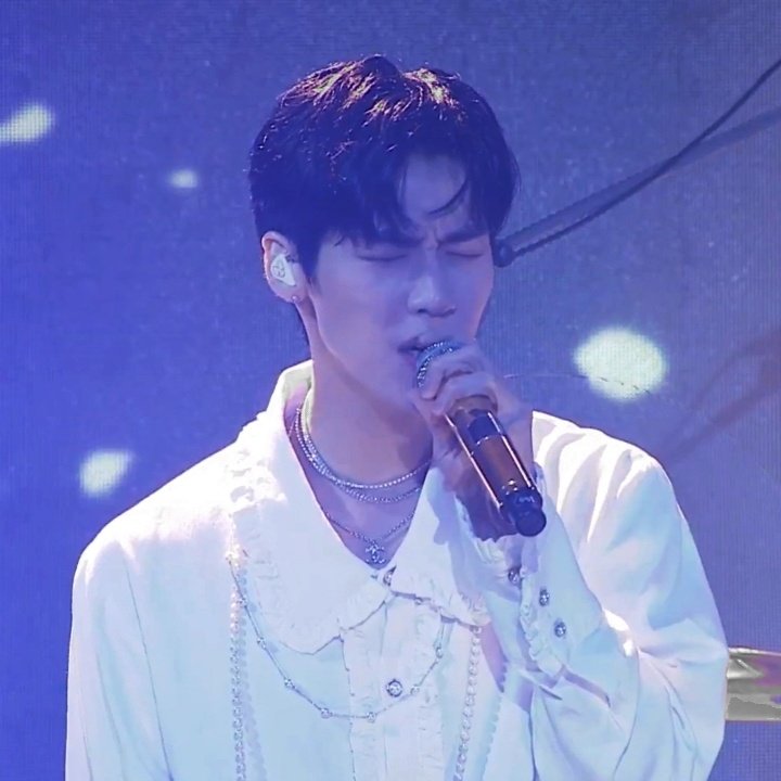 blue_panda404's tweet photo. #NouvellePhotoDeProfil
#엔플라잉 #NFlying #NFlying_is_back https://t.co/0iaci2bBuz