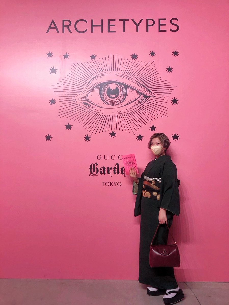KimonoMio's tweet photo. 皆様お久しぶりです～！
着物でGUCCI GARDEN行ってきました✋

 #着物  #着物女子  #着物好きさんと繋がりたい  #グッチ  #GucciGarden  #Gucci100  #GUCCI https://t.co/8XOWXlHWWE
