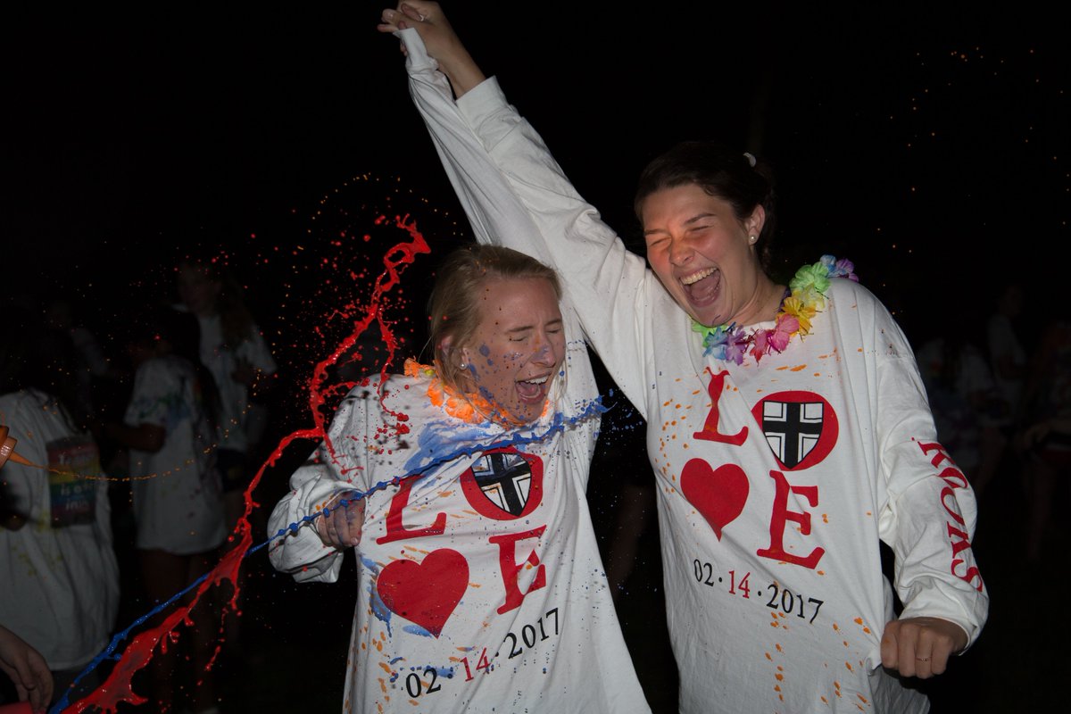 BrooksSchool's tweet photo. Paint dance is back! Friday: 9-10 p.m. students are invited by the GSA to goggle up, boogie down + get colorful 🌈 Alumni can attest, this annual event is a blast! 

#TBT photos by Hannah Latham '17 :) Remember this year, grads?! #makeasplash #paintdance #tradition #gobrooks https://t.co/1HYvtnx813