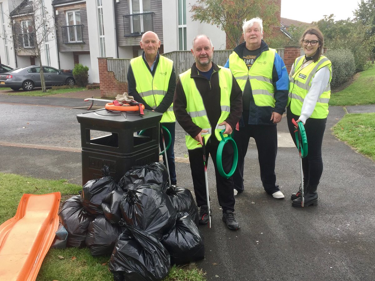 ForgeRotary's tweet photo. Back to litter picking this morning in Albany Village with 7 bags collected. Thanks to Katy for coming along to help out along with Mark who will soon be welcomed into Rotary. @SunderlandUK @KeepBritainTidy   #cleanup #environment https://t.co/gQP03K5qey