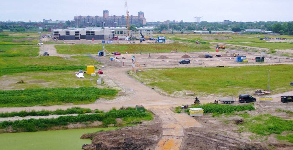 ⚠️🚧🔜 Aannemer <a href="/BoskalisNL/">Boskalis Nederland</a> asfalteert in de 4 nachten van 13 en 14 oktober en 3 en 4 november #Bedrijvenpark #Ambachtsezoom. Dit kan (geluids)hinder veroorzaken.

Meer informatie:h-i-ambacht.nl/NachtwerkAmbac….