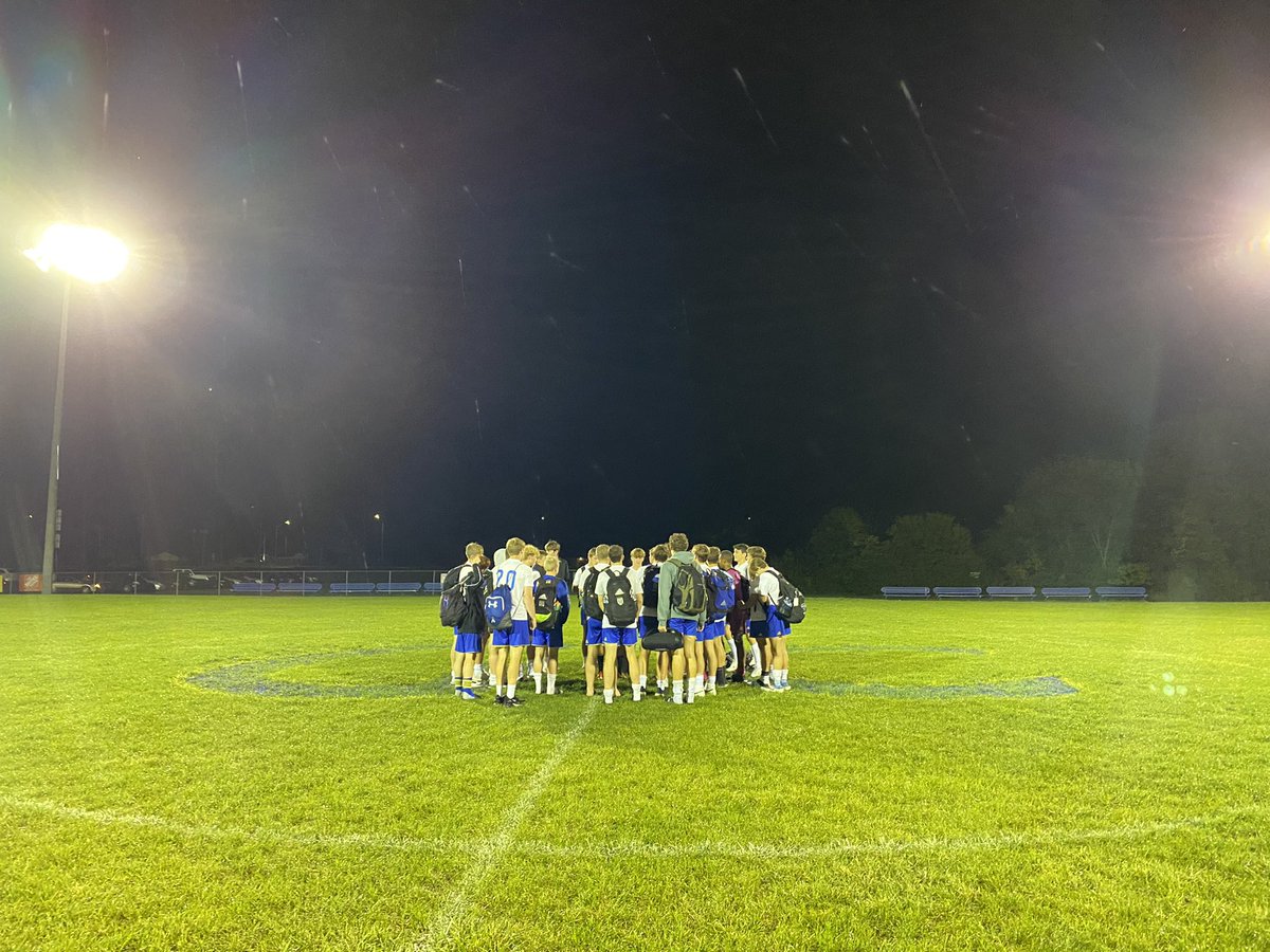 gchsmenssoccer's tweet photo. Thank you to our fans and family for the support you gave us during the entire season. The team left all on the pitch last evening. Closing with the team this morning at 12:17 am, Family! https://t.co/2xi4hCD41C