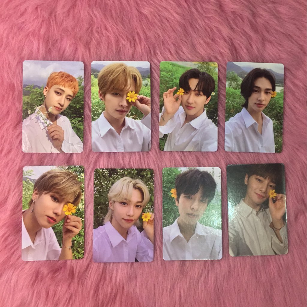 AlyYedami's tweet photo. my first ever @Stray_Kids sealed album and OMG my pulls yeorobun 🥺💖!! https://t.co/PuuyrO3YZs