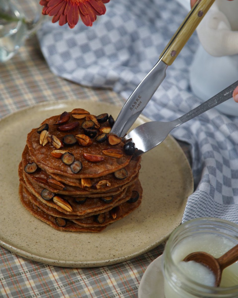 Una receta de tortitas muy especial en la que el ingrediente principal es el ghee de cabra, uno de los productos lácteos más especiales y fundamento de la gastronomía india y de la medicina ayurveda.
bit.ly/3ld1xn2