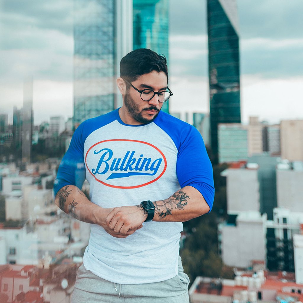 mymusclefactory's tweet image. ¡Ey! Estamos aquí para vestir tus músculos 💪🏼  

Entra a mymusclefactory.com para revisar nuestros modelos disponibles. Hacemos envíos a todo México y hay recolecciones gratuitas en CDMX en las sucursales de @theproteincomx 🧋#FinishStronger

#MuscleCrew #Gym #Fitness #Muscle