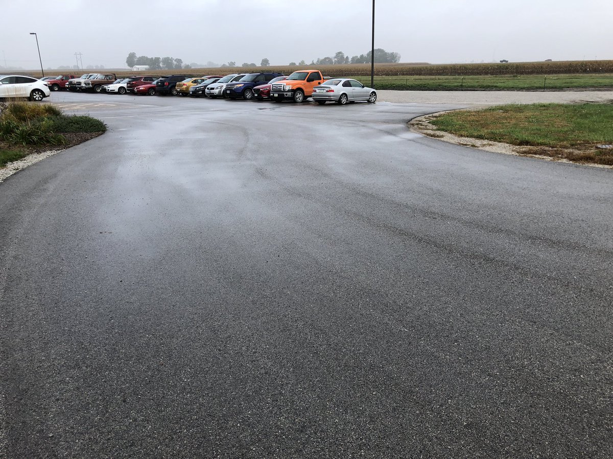 Willie1701A's tweet image. Shooting a video at @IowaStateBCRF  and learned that the parking lot used 400 bushels of soybeans. Cool new asphalt product developed at the facility. #soybeans #newuses Included a pic of the pilot plant where it all started.