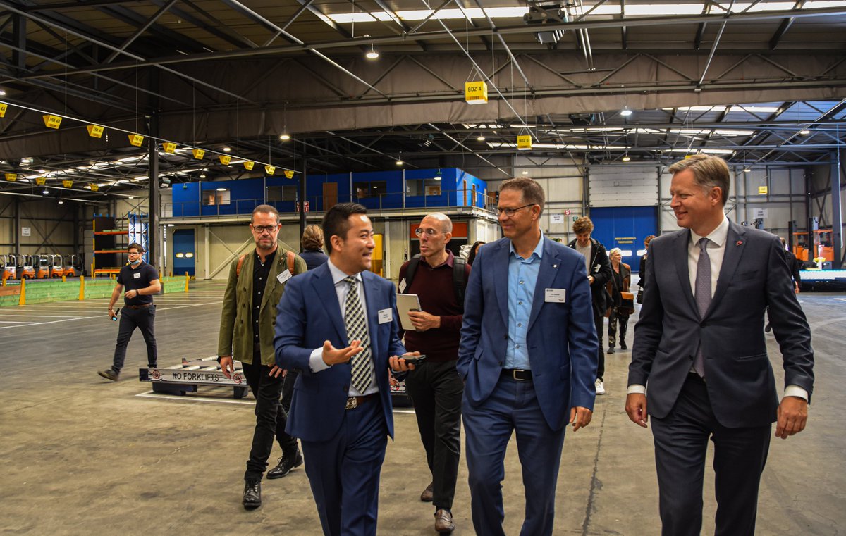 Inaugural of #Hongyuan Group’s 8,000m2 new logistics warehouse at the #brusselsairport cargo zone! This strategic partnership strengthens our connectivity to Asia &amp; creates new airport jobs. A collaboration that has been sealed by signing a MoU.

➡️ brusselsairport.be/en/pressroom/n…