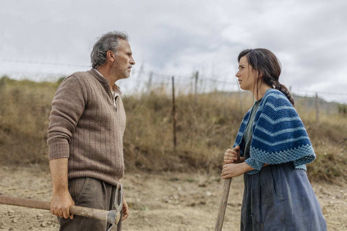 RBcasting's tweet photo. Iniziate le riprese di "Shotgun", primo lungometraggio scritto e diretto da Marta Savina, con Claudia Gusmano, Fabrizio Ferracane, Francesco Colella, Manuela Ventura, Dario Aita, Thony, Maziar Firouzi, Paolo Pierobon e Francesco Giulio Cerilli.

https://t.co/08Gs8K9Kaj https://t.co/bH23CMUyAs