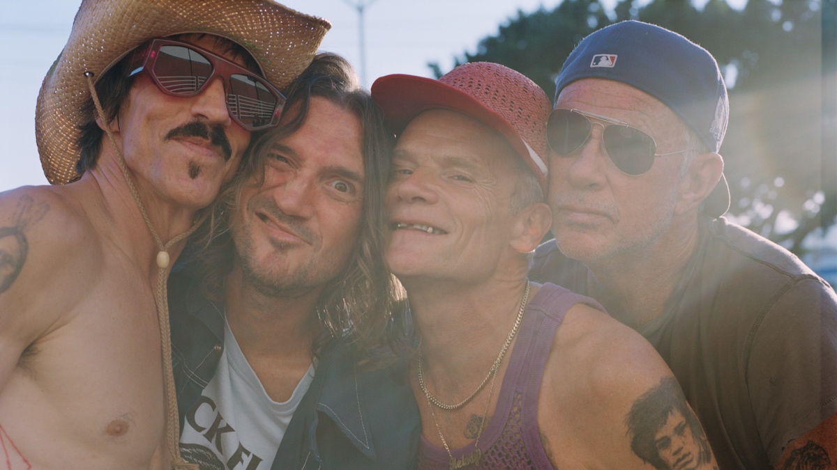 Red Hot Chili Peppers have announced a massive stadium tour, with The Strokes, Beck, St. Vincent, HAIM, A$AP Rocky, Anderson .Paak, Thundercat, and King Princess all appearing at special guests throughout the outing: cos.lv/8R2C30rWloR