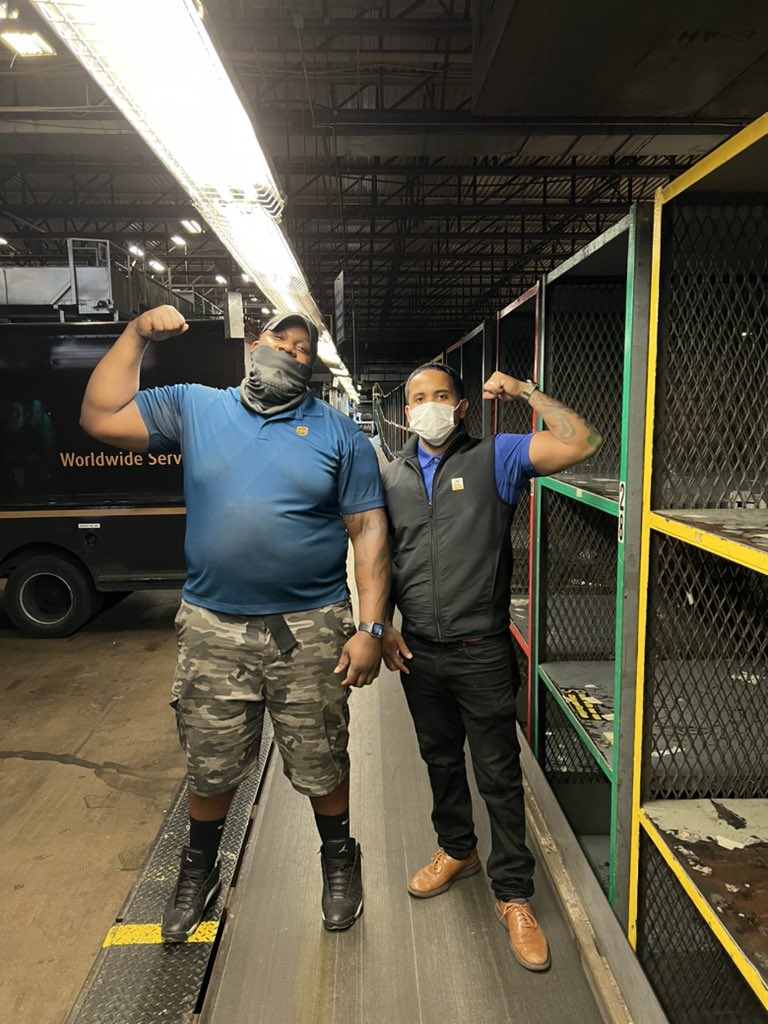 Marlon Guidry (@guidrymarlon) on Twitter photo Big Mike said 9:00am Doors Down!! Jeff St Preload. #WeDontPlay <a href="/lalejandro1983/">Luis Cardenas</a> <a href="/ILJeffstSafety/">Chicago Jeff Street UPSers Preload</a> <a href="/MiaLewisUPS/">Mia Lewis</a> Big Mike said 9:00am Doors Down!! Jeff St Preload. #WeDontPlay <a href="/lalejandro1983/">Luis Cardenas</a> <a href="/ILJeffstSafety/">Chicago Jeff Street UPSers Preload</a> <a href="/MiaLewisUPS/">Mia Lewis</a>