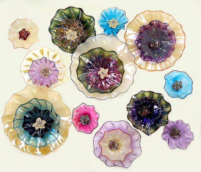 FratesGlass's tweet photo. Keep that summer feeling all winter long with Rosetta's on your wall! #interiordesign #designers #DesignOnHPMkt #HPMkt https://t.co/roflMPBKMV