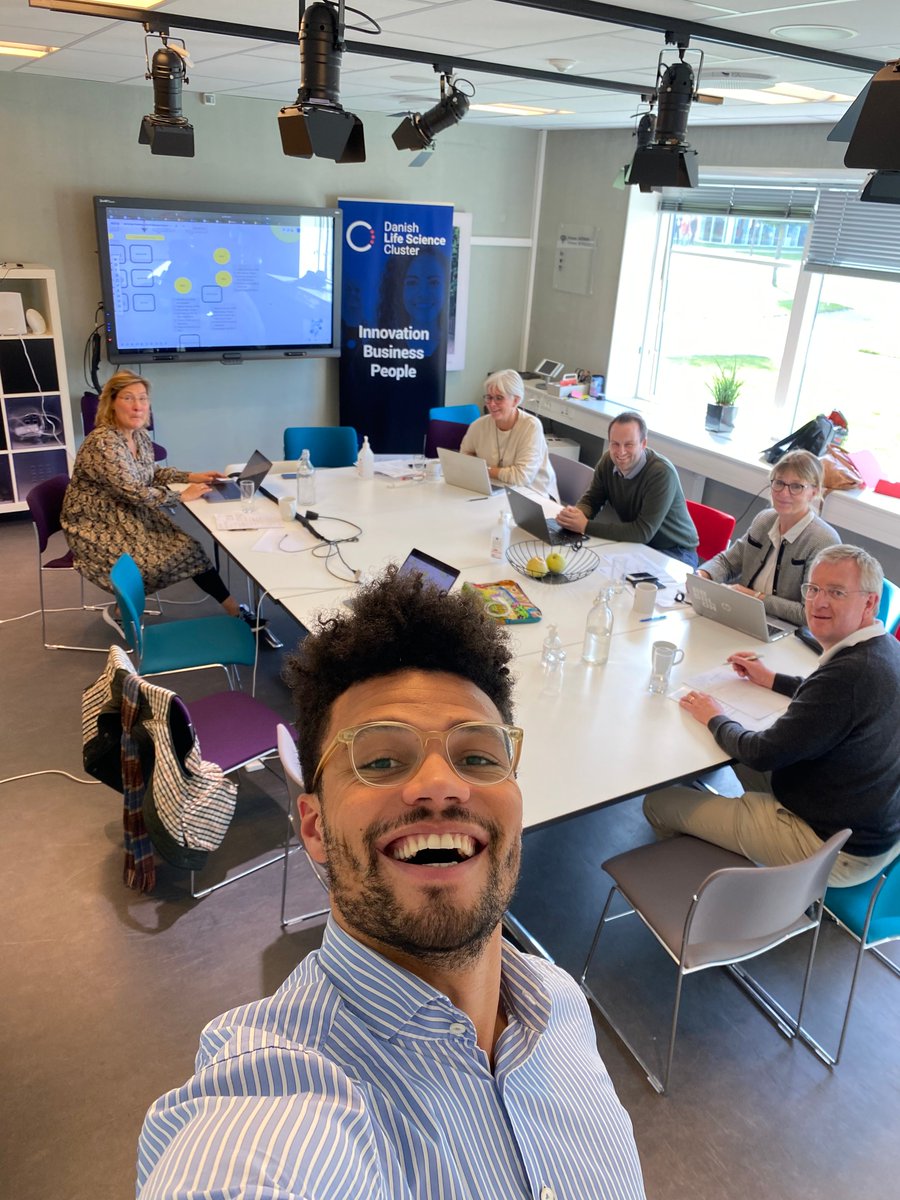 Cluster_DiWiSH's tweet photo. Zwei produktive, inspirierende Workshoptage zum deutsch-dänischen CARE AI Interreg Network Project liegen hinter uns. 
Mit dabei waren aus @Land_SH Michael Prange (@fh_kiel), Thomas Tucker (@PcTdigital) und @johannesripken (DiWiSH)
Vielen Dank an #Interreg #Deutschland #Danmark https://t.co/tvoMp88T1v