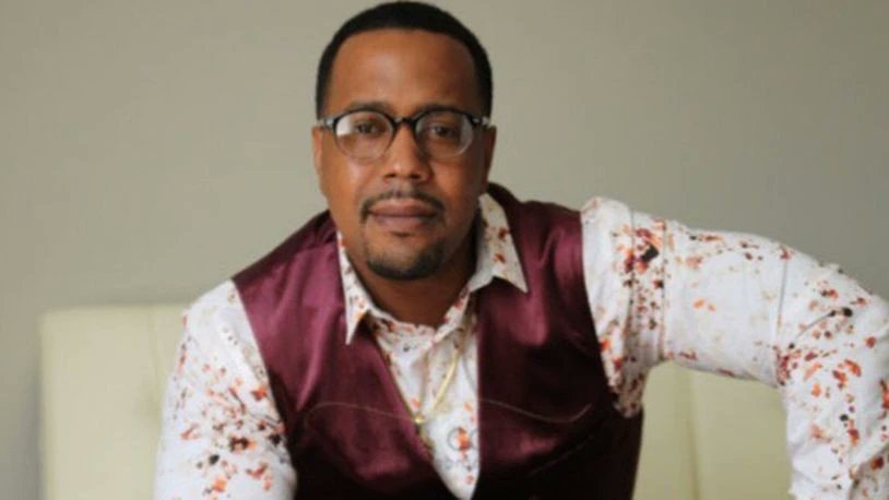daytondailynews's tweet photo. Dion Green is helping βsurvivors step into their voice:' He was at his father's side in the Oregon District when Derrick Fudge became one of the nine victims in the 2019 mass shooting: https://t.co/KPzc1sS8Mg #CommunityGems #DaytonStrong https://t.co/clit84lF6t